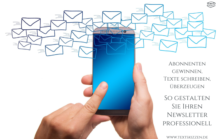 Professionelle Newsletter erstellen: Männerhände mit einem Smartphone mit blauem Display, oberhalb viele kleine gezeichnete Briefumschläge